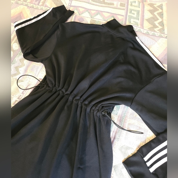 Adidas Originals Trefoil Long Sleeve Dress Size Medium - Picture 6 of 10